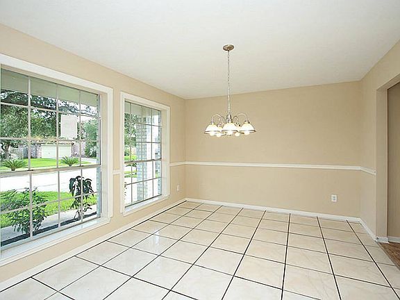 5th image of 6627 Betonica Ln