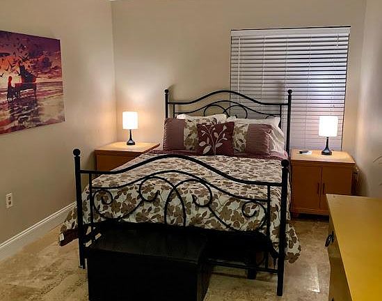 4th image of 4321 Tahitian Gardens Cir