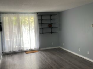 1103 Howie Ave #301, Coquitlam, BC V3J 1T9
