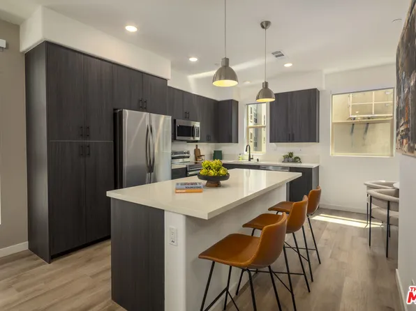 1805 W Bankside Way, Los Angeles, CA 90039