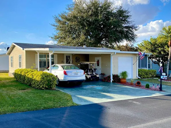 1043 La Costa Ln #120, Winter Haven, FL 33881