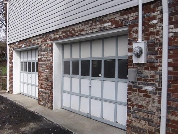 2nd image of 8517 Dresden Dr