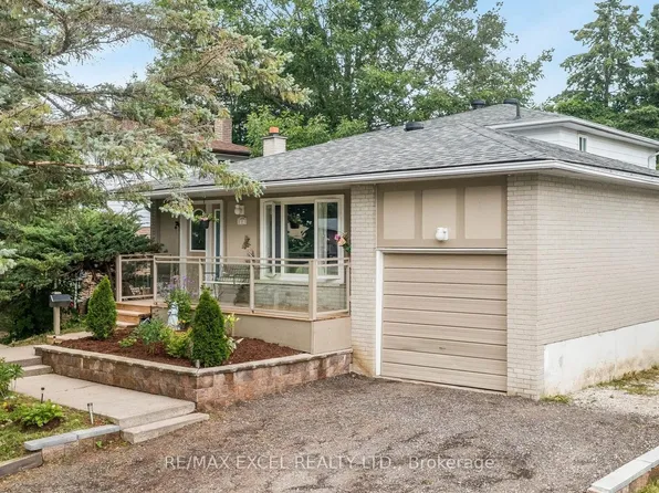 12 College Cres, Barrie, ON L4M 2W2