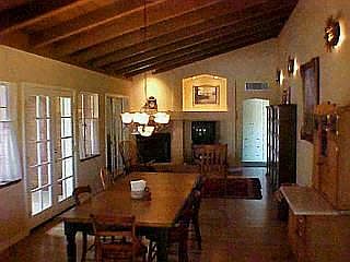 2nd image of 2948 E Hawthorne St #0
