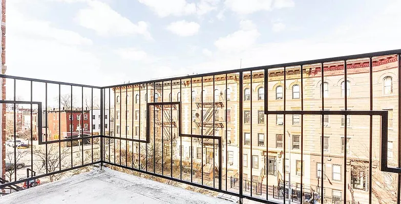 Rented by Reavis | media 33