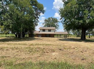 551 Burkett Rd, Oak Grove, LA 71263