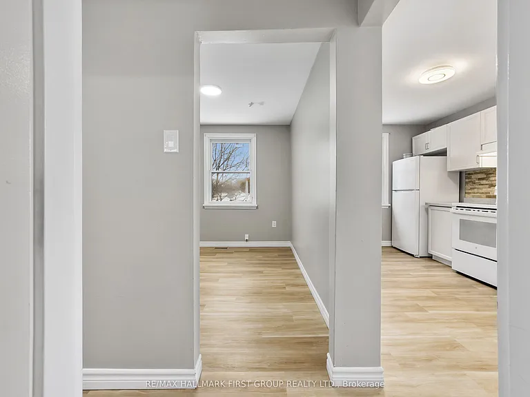 176 Sydenham St #UPPER — Photo 6