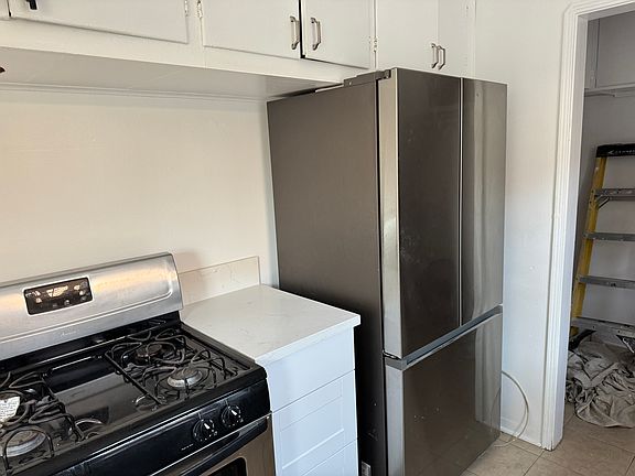 5th image of 1310 W 89th St #2