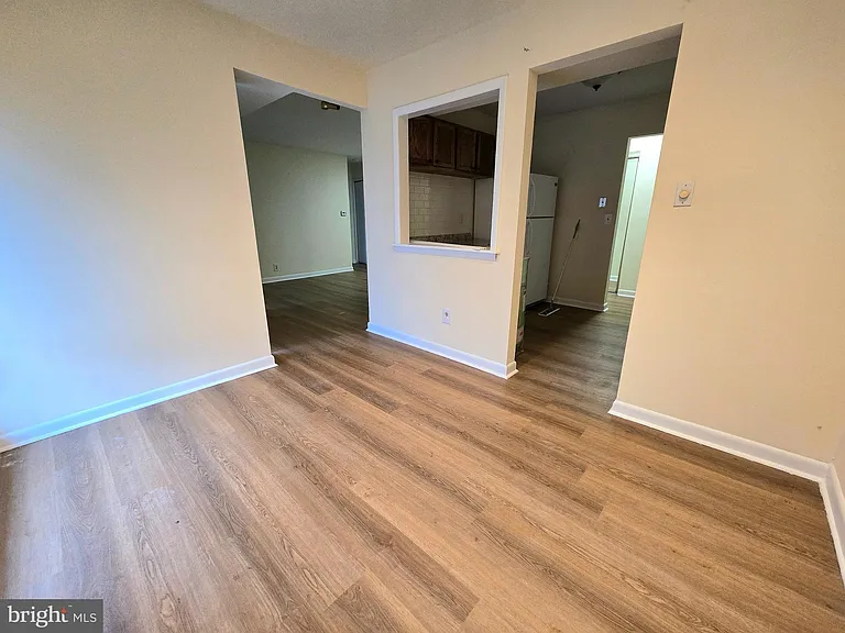 114 Van Buren Rd #5 — Photo 8