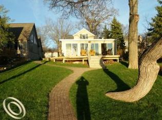 4263 Windiate Park Dr, Waterford, MI