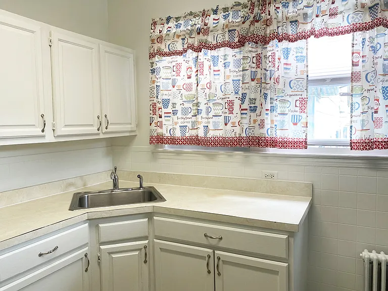 24 Sherwood Ave #2 — Photo 11