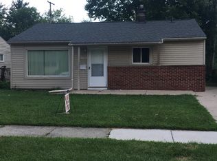 21951 Blackstone Ave, Oak Park, MI 48237