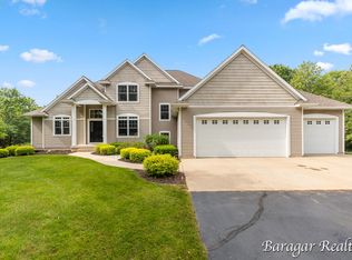 9571 Douglas Fir Ct NE, Sparta, MI 49345