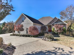 112 Summerwood Dr, Branson, MO 65616
