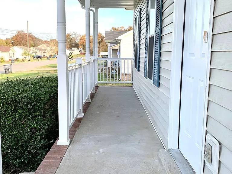 1936 Timberline Cir — Photo 2