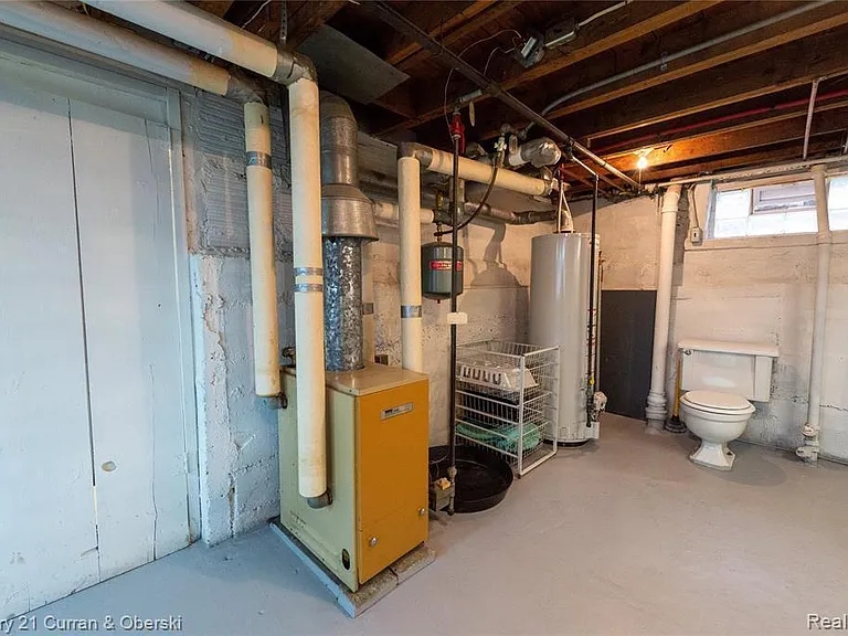 523 E Farnum Ave — Photo 26