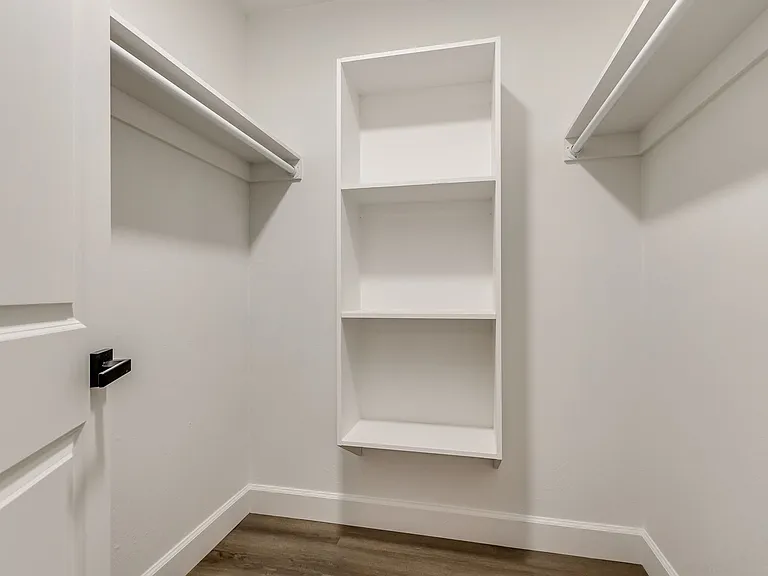 The Elms by ONYX *UNDER NEW MANAGEMENT* Now Offering FREE Prorated Rent! — Photo 48