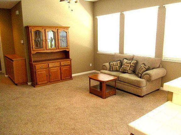 3rd image of 902 Trehowell Dr
