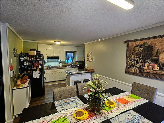 5th image of 103 Princess Ave