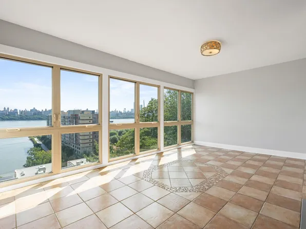 8200 Bulls Ferry Rd #2A, North Bergen, NJ 07047