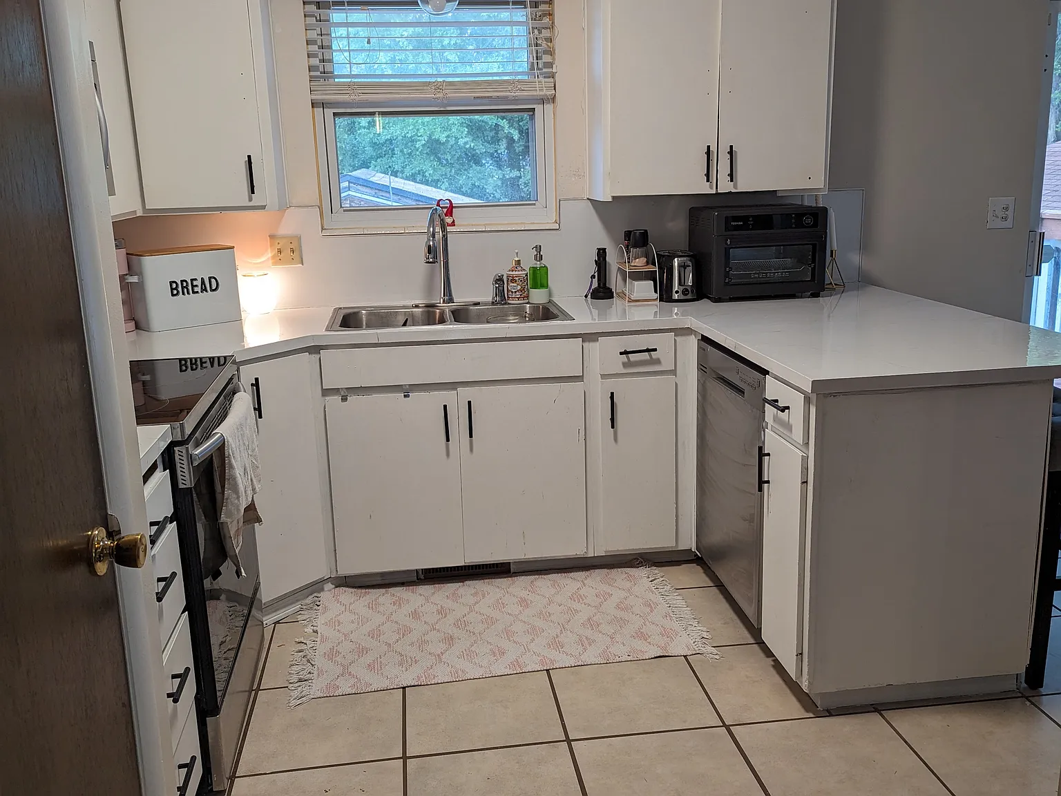 5 bed, 2142 sqft, $2,300 — Photo 4