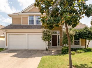 10002 Maple Dr, Aubrey, TX 76227