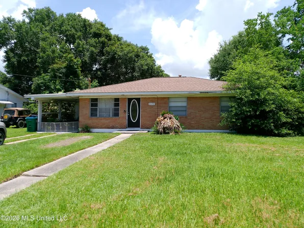 2179 Saint James Blvd, Gulfport, MS 39507