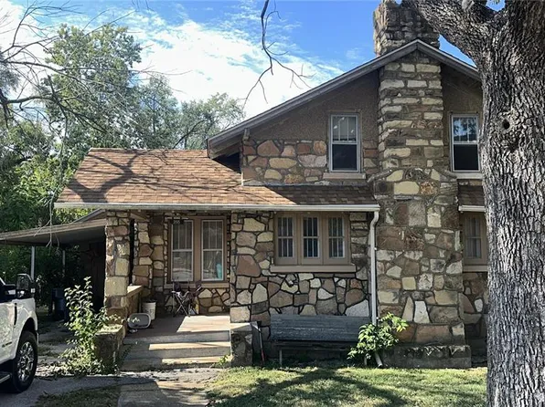 355 E Springfield Rd, Saint Clair, MO 63077