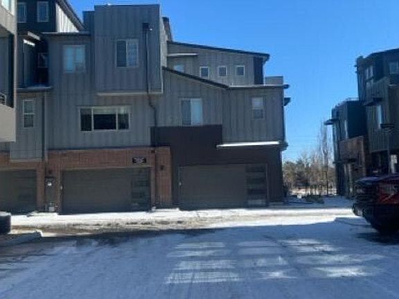 5th image of 2693 W Bellewood Dr