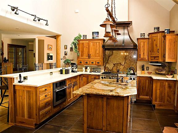 4th image of 5281 Muller Ln