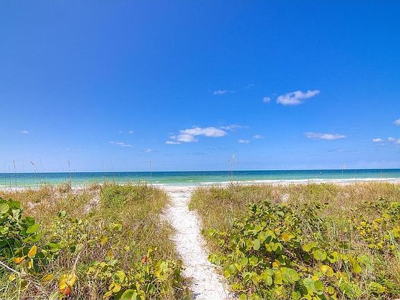 3rd image of 2800 Gulf Blvd #C