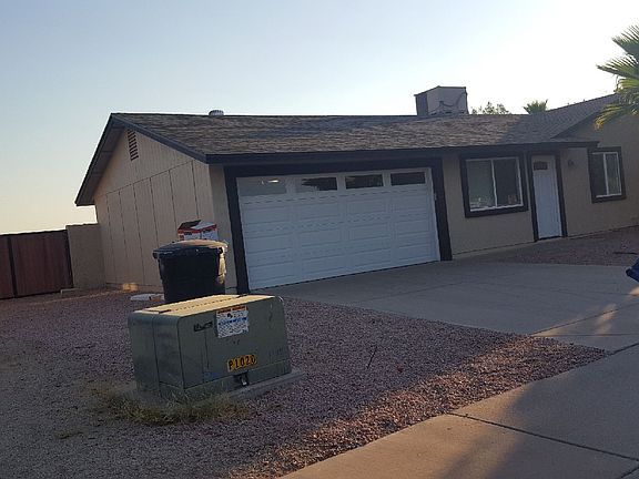 2nd image of 1530 N Rowen