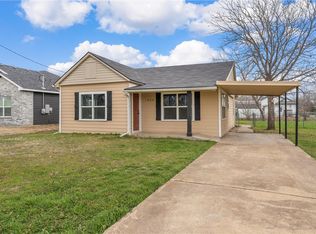 608 Hayes St, Mc Gregor, TX 76657