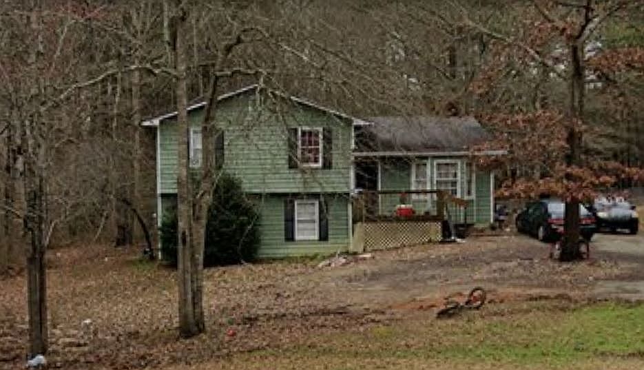 1st image of 40 Beverly Park Ct