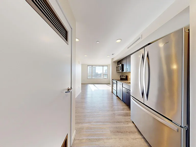 Innova Apartments — Photo 13