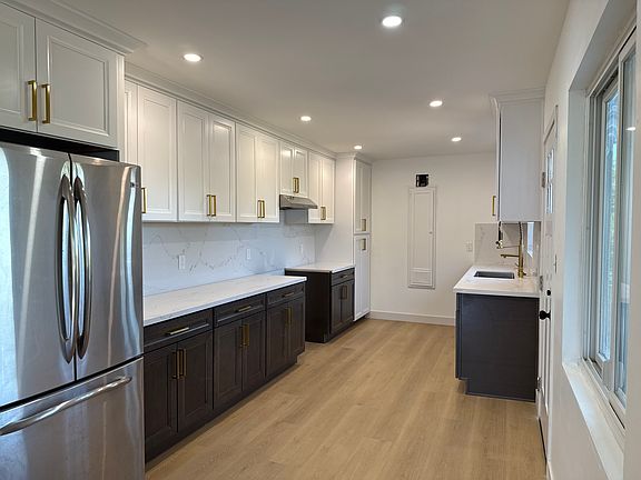 2nd image of 9231 Briercrest Dr