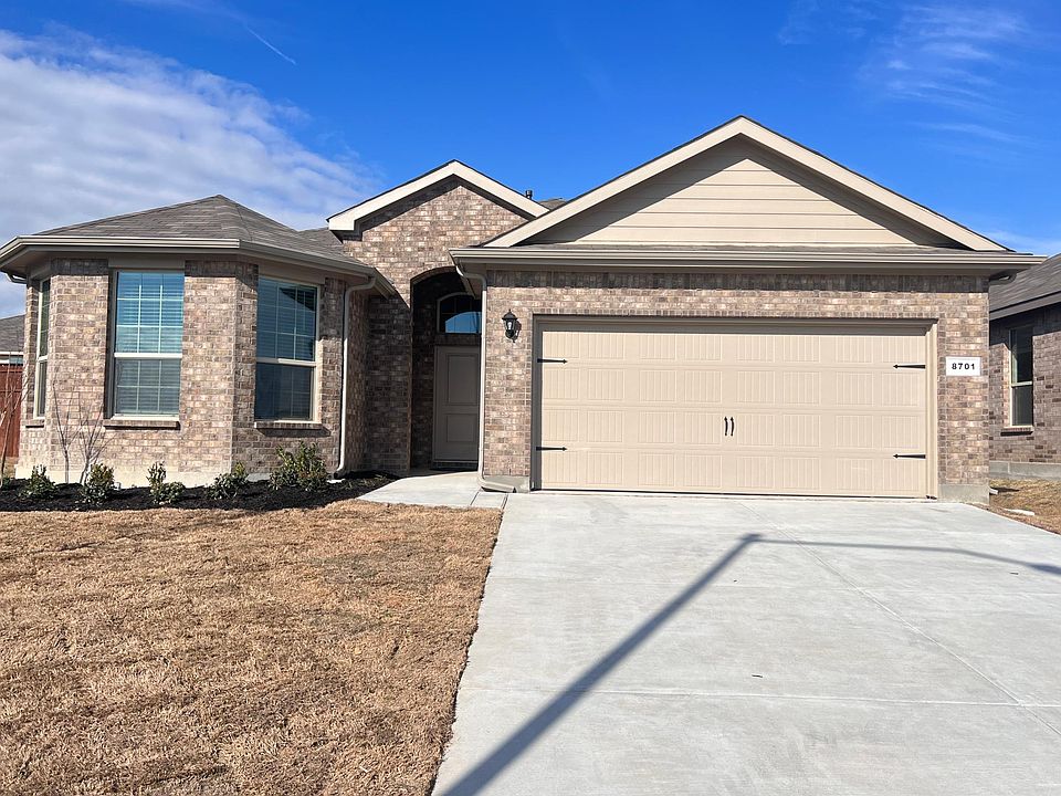 1st image of 8701 Cavvietta Ct