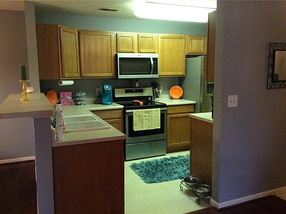 5th image of 6517 Emerald Hill Ct APT 208