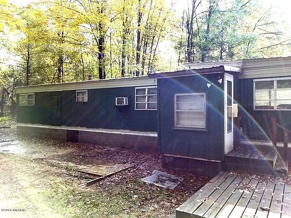 2nd image of 2625 W Pierce Dr