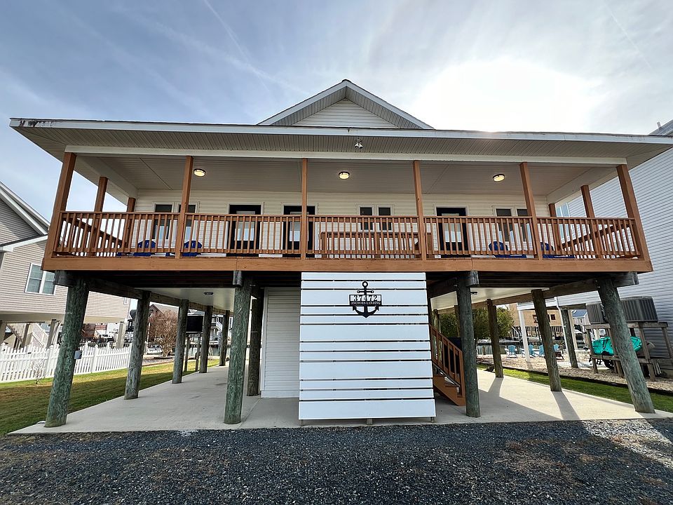 1st image of 37472 Sailors Ct