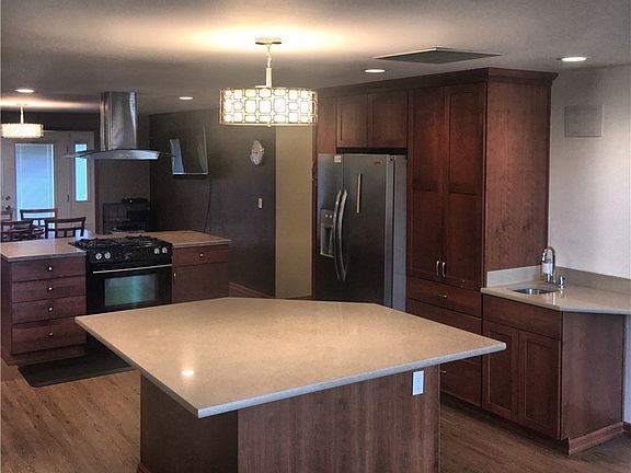 5th image of 2625 Nathan Ct SE
