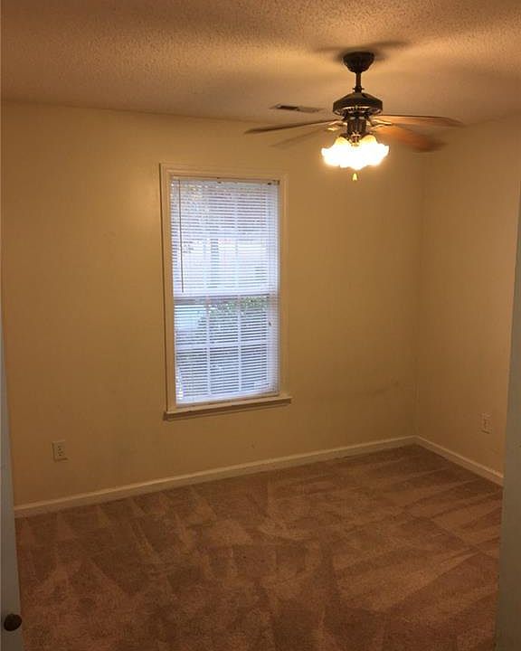 1st image of 3116 Henry St