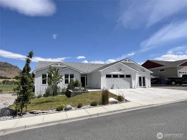 422 Sunny Brooke Lane, Chelan, WA 98816