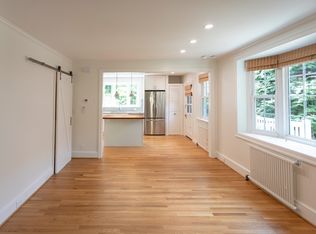444 Saint Davids Ave, Wayne, PA 19087
