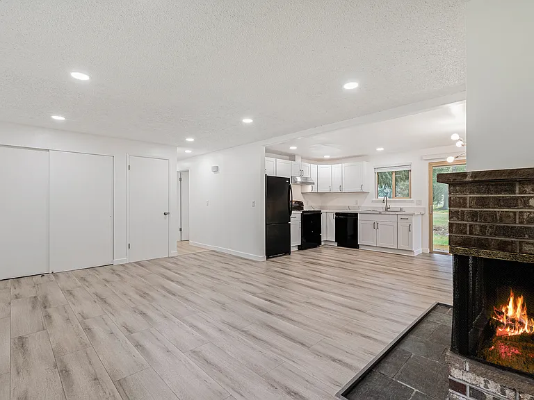 9408 Columbine Cir W — Photo 8
