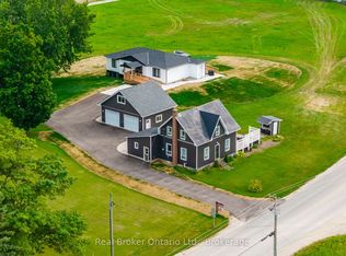 597 Lafontaine Rd W, Tiny, ON L9M0L6
