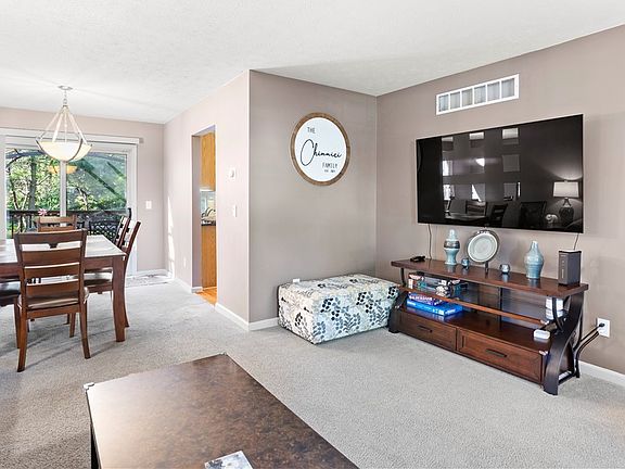 3rd image of 14943 Royal Ridge Ln #48