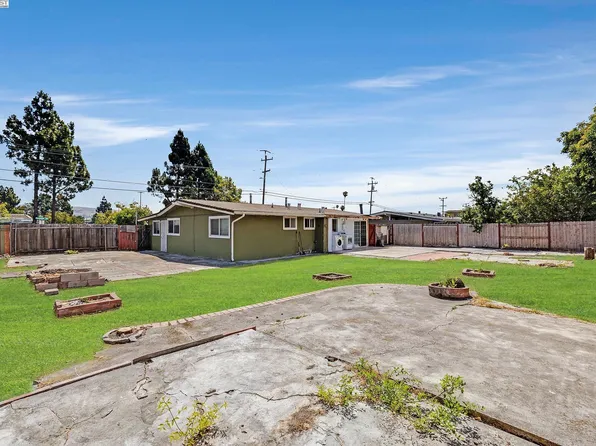 27629 Pompano Ave, Hayward, CA 94544