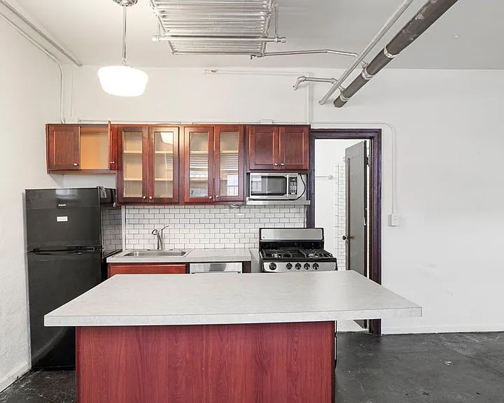 Butler Place Apartments — Photo 19