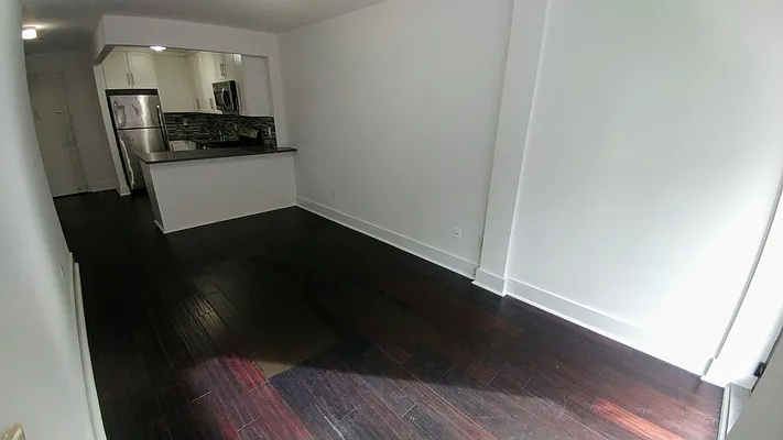 Rented by Metro Garden Realty NYC | media 12